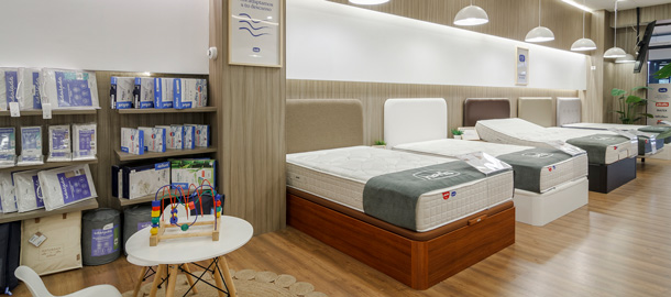 main image 4